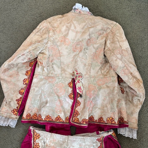 Renaissance Jacket & Pant Set CC & Company Theatrical Costume Men 42 Yellow READ - Picture 4 of 16